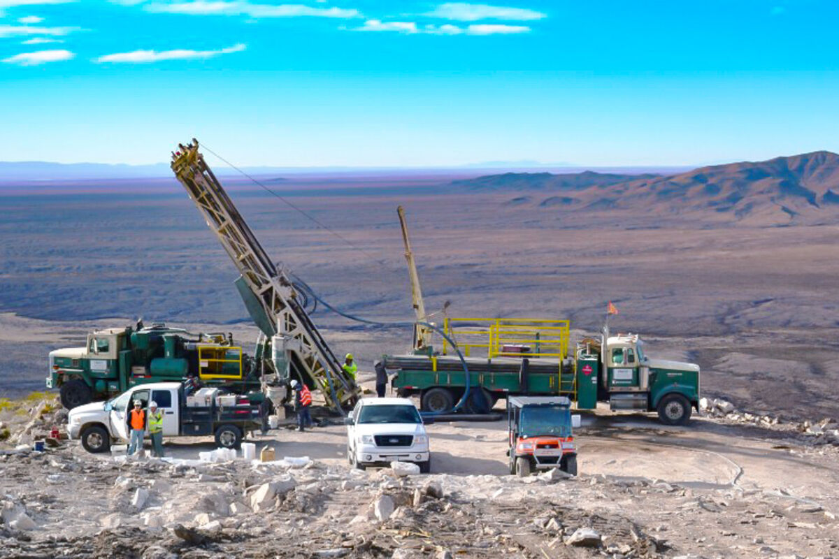 Drill%20at%20Round%20Top%20rare%20earth%20lithium%20critical%20minerals%20project%20El%20Paso%20Texas