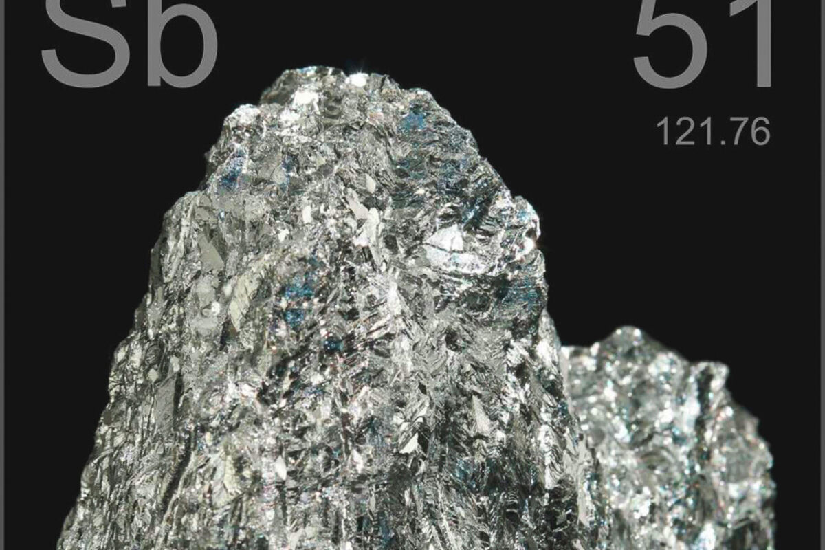 Periodic%20table%20entry%20for%20antimony%20with%20a%20sample%20of%20silver%2Dcolored%20stibnite%2E