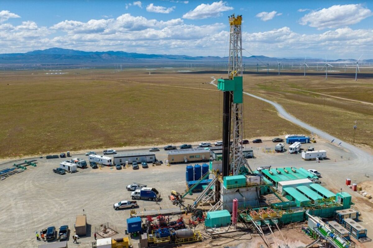 A%20drill%20rig%20at%20an%20enhanced%20geothermal%20system%20test%20site%20in%20Utah%2E