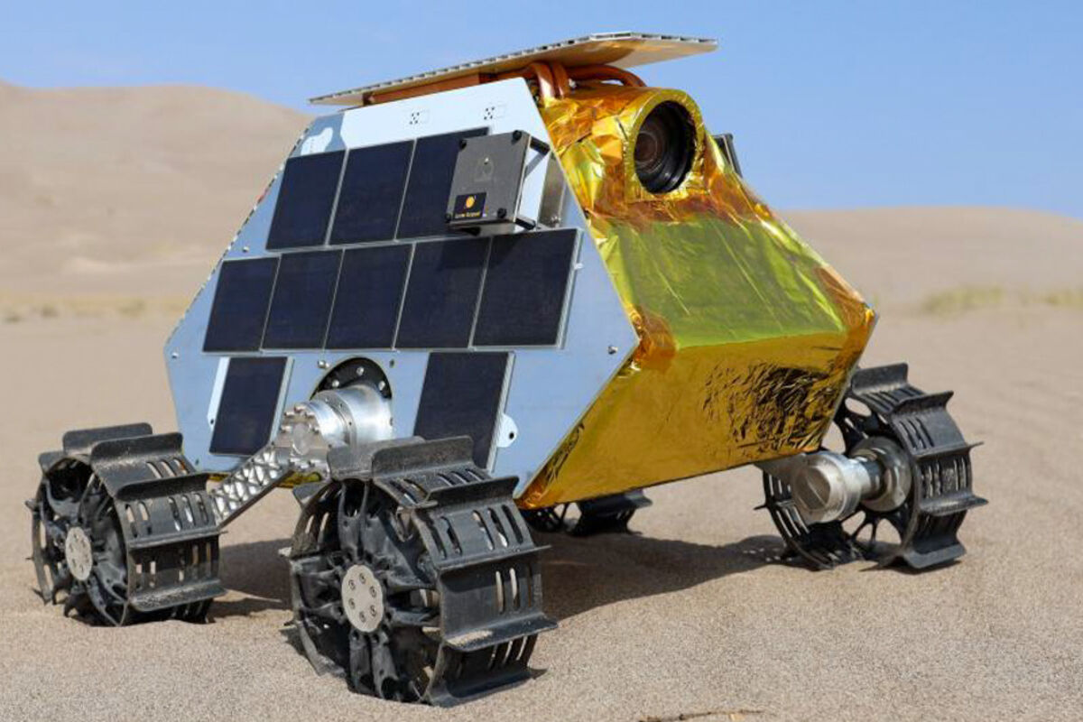 Lunar Outpost’s MAPP rover to be used for mining on the Moon.