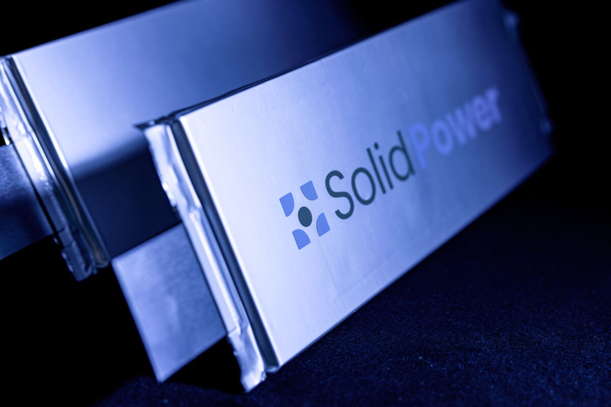 Solid Power’s initial silicon lithium cells to be tested for Ford and BMW EVs.
