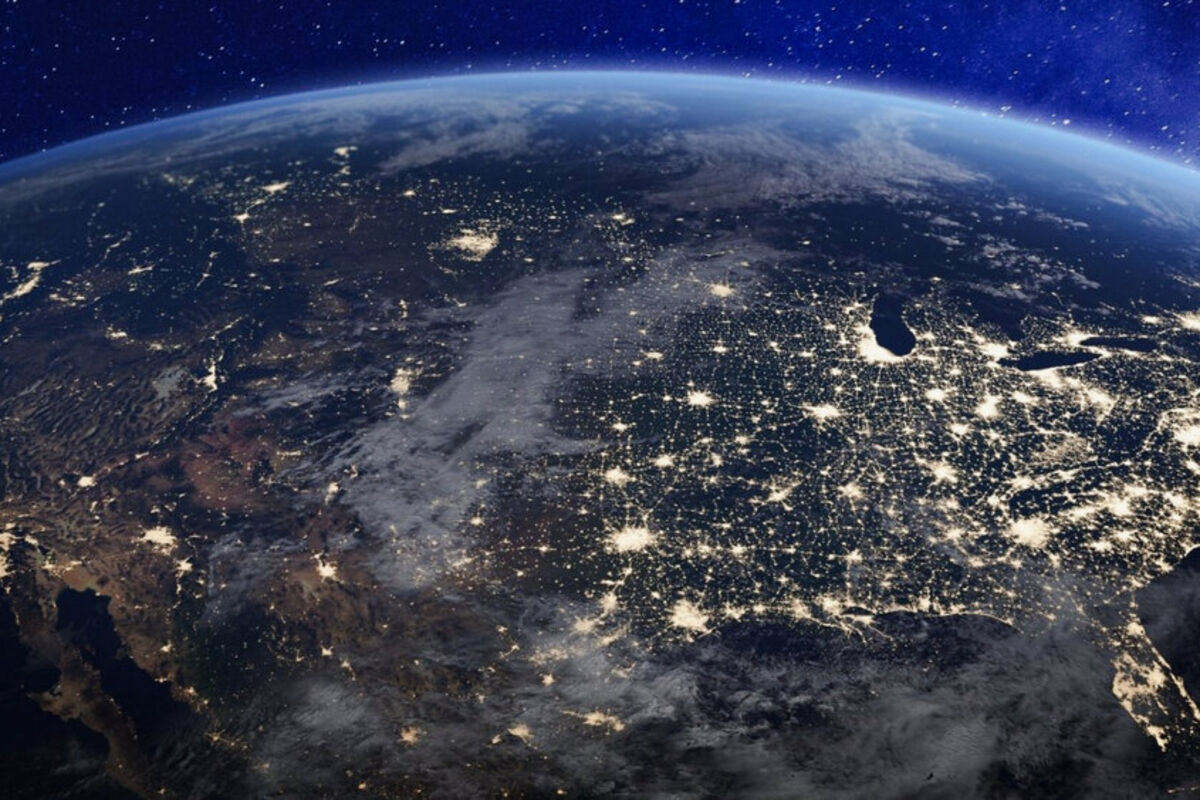 Satellite photo showing the lights around US population centers at night.